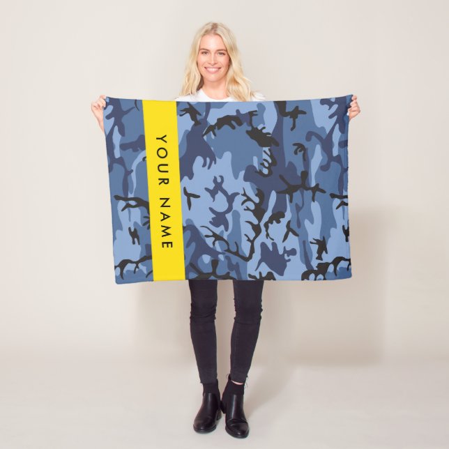 Couverture Polaire Camouflage bleu marine Votre nom Personnalisez (En situation)