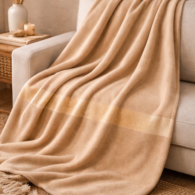 Couverture Polaire Champagne Sand Horizon Fleece Blanket (Sand tone base with bold champagne streak for elevated coastal living)