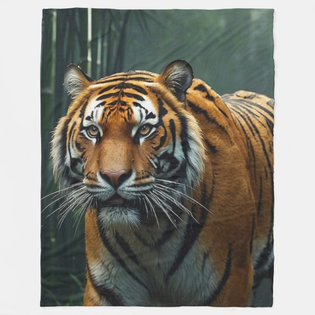 Couverture Polaire Chasse au tigre dans Bamboo Grove (Devant)