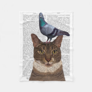 Couverture Polaire Chat avec pigeon sur tête
