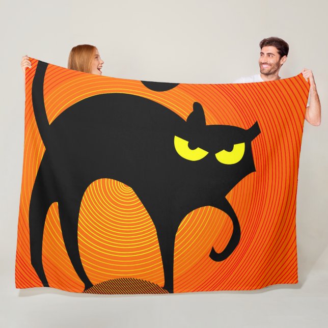 Couverture Polaire Chat noir d'Halloween (En situation)