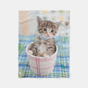 Couverture Polaire Chaton de Munchkin avec le joli ruban