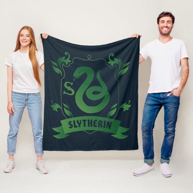 Couverture Polaire Cimetière SLYTHERIN™ (En situation)