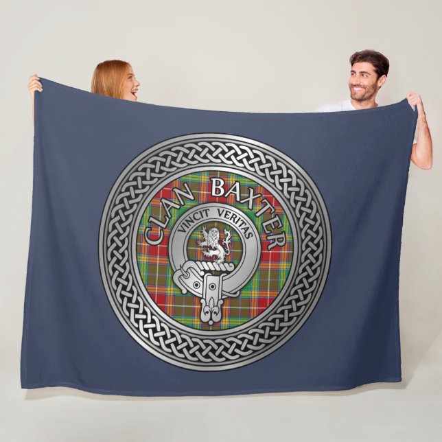 Couverture Polaire Clan Baxter Crest & Tartan Knot (En situation)