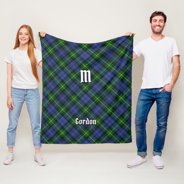 Couverture Polaire Clan Gordon Tartan Fleece Blanche (En situation)
