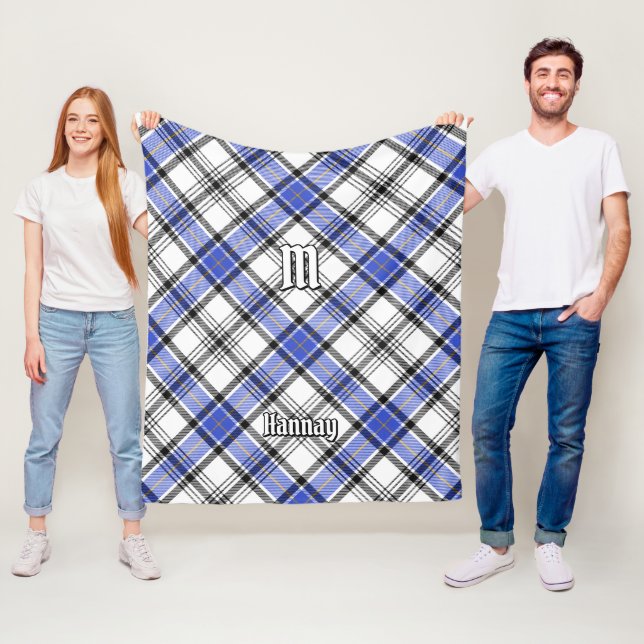 Couverture Polaire Clan Hannay Tartan (En situation)