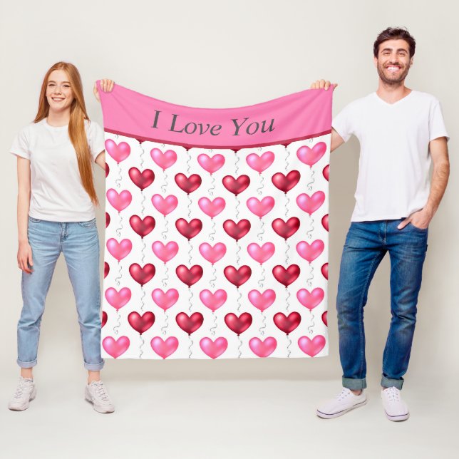 Couverture Polaire Coeurs rose et rouge Saint Valentin Amour (En situation)