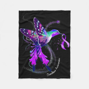 Couverture Polaire Colibri tenant un surdosage du ruban pourpre