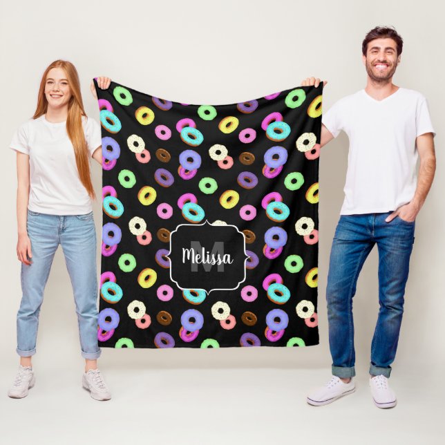 Couverture Polaire Cool amusant beignets colorés motif noir Monogramm (En situation)