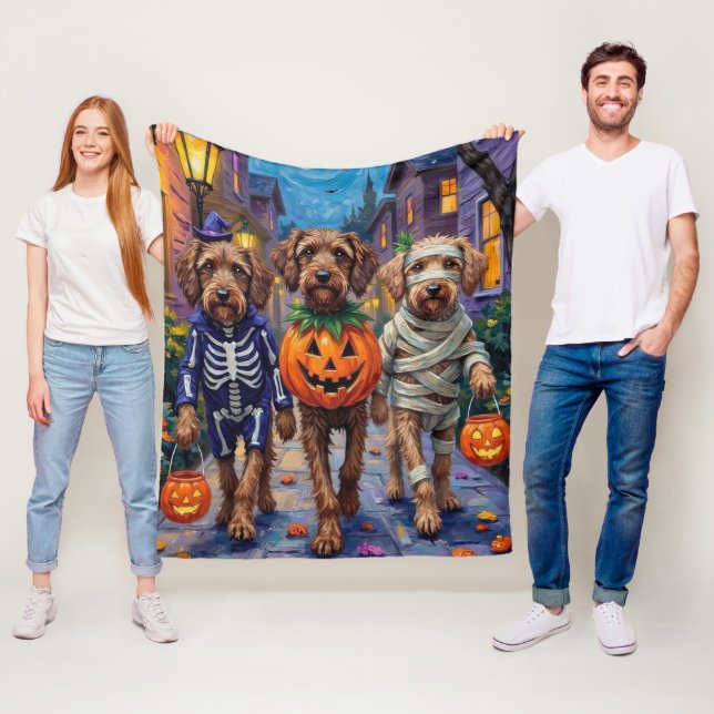 Couverture Polaire Costumes d'Halloween griffon à pointes à poils dur (En situation)