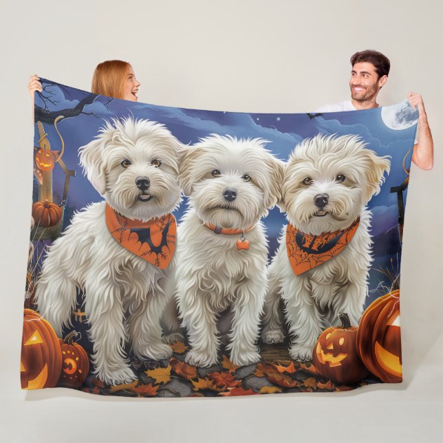 Couverture Polaire Coton De Tulear Halloween Éffrayant (En situation)