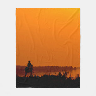 Couverture Polaire Cowboy Hommes équitation au coucher du soleil Vint