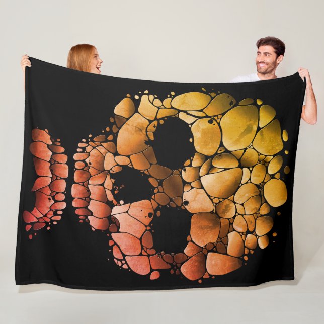 Couverture Polaire Crâne de pierre – Unique art gothique inspiré des  (En situation)