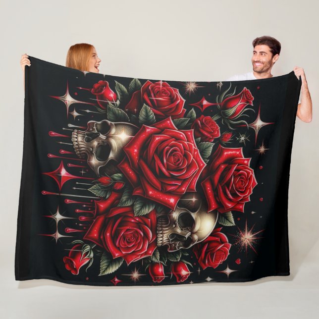 Couverture Polaire Crânes d'or et roses rouges étincelante gothique (En situation)