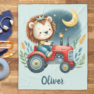 Couverture Polaire Cute Lion Cub sur Tracteur rouge la nuit
