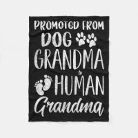 De grand-mère de chien à grand-mère humaine Drôle