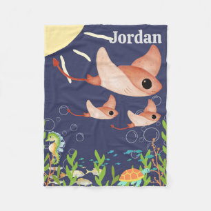 Couverture Polaire De mignons raies dans une mer d'un bleu profond,