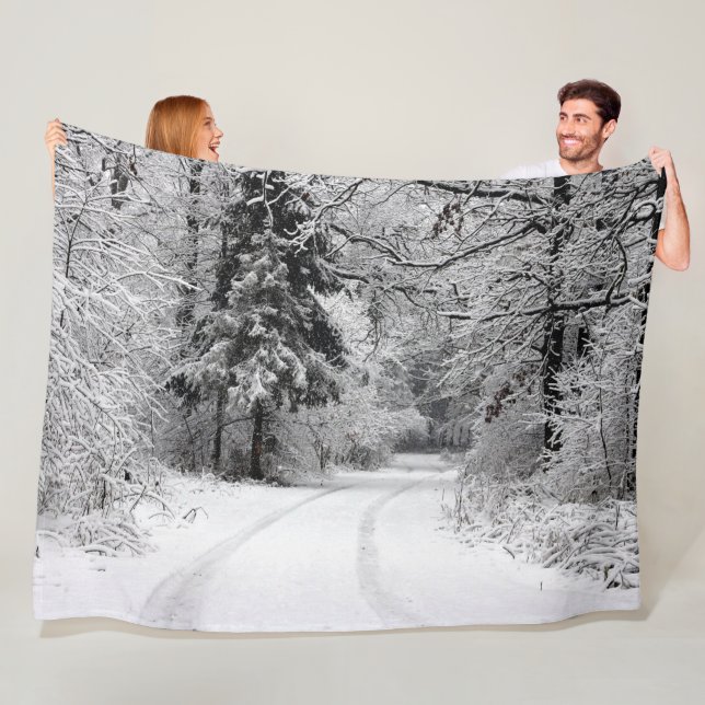 COUVERTURE POLAIRE DESCENDRE UNE ROUTE D'HIVER (En situation)