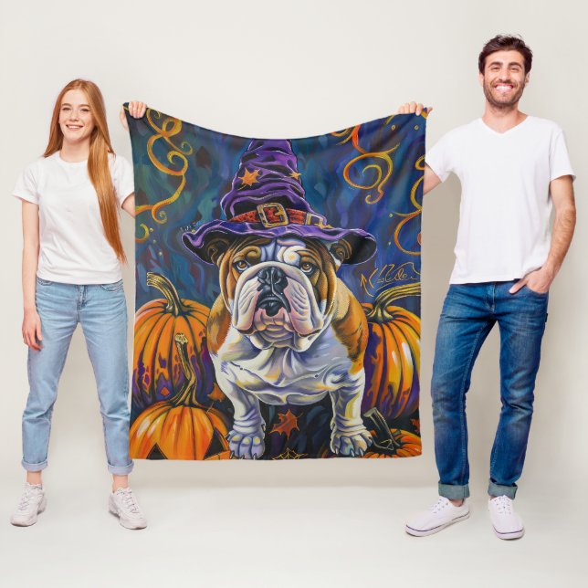 Couverture Polaire Éffrayant Bulldog Halloween sorcière et Citrouille (En situation)