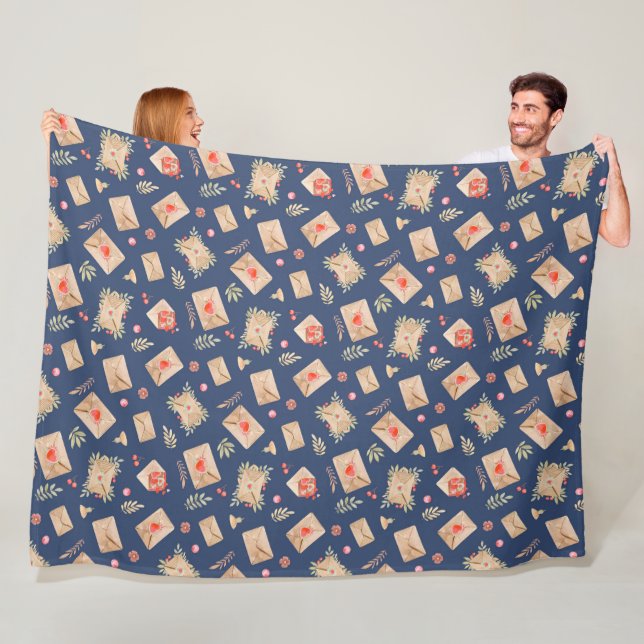 Couverture Polaire Enveloppes et coeurs aquarelles (En situation)