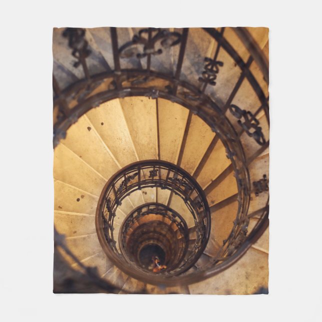 Couverture Polaire Escalier circulaire spirale escalier vieux bâtimen (Devant)
