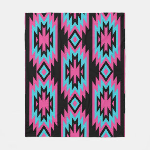 Couverture Polaire Ethnic American Indian : Motifs aztèques.
