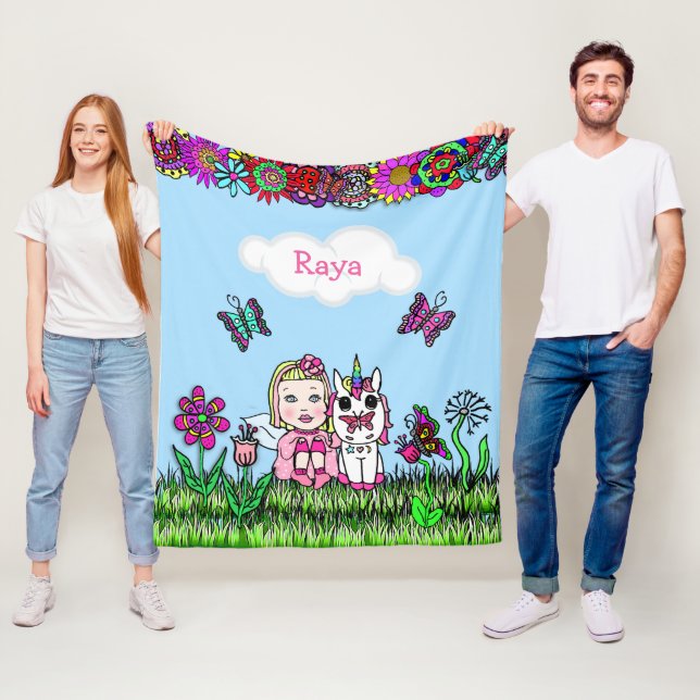 Couverture Polaire Fée personnalisée, Fleurs et Papillons Fille (En situation)