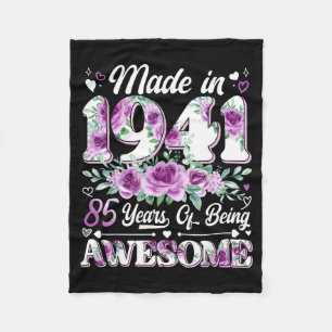 Couverture Polaire femme de 85 ans fabriquée en 1941 florale 85e anni