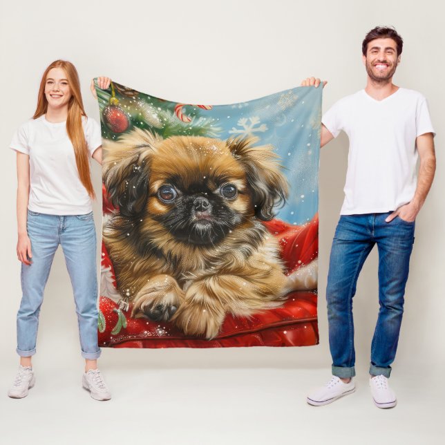 Couverture Polaire Fête de Noël des chiens de Pékin (En situation)