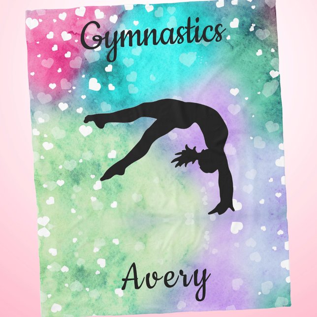 Couverture Polaire Filles Gymnastique Aquarelle avec Coeurs flottants (Floating Hearts Rainbow Pastel Gymnastics Tumbling Blanket with Name)