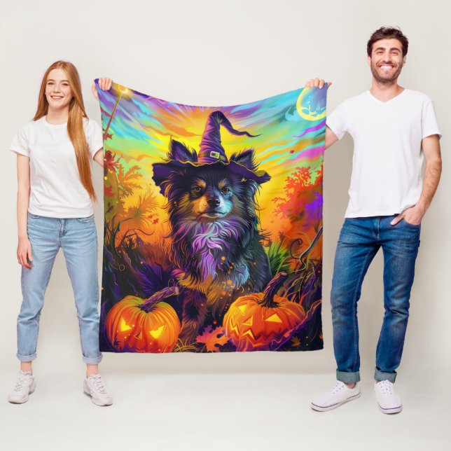 Couverture Polaire Finlandais Lapphund Chien Halloween sorcière et Ci (En situation)