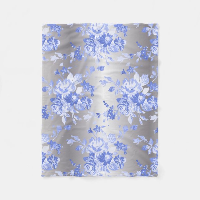 Couverture Polaire Fleurs bleues élégantes sur l'ouatine argentée (Devant)