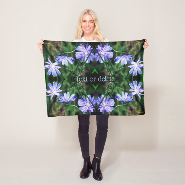 Couverture Polaire Fleurs chicorées bleues Abstraites personnalisées (En situation)