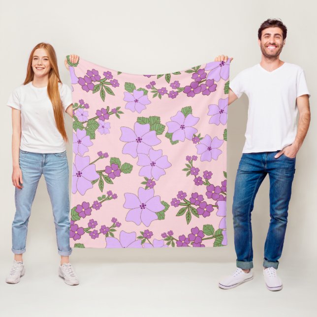 Couverture Polaire Fleurs Violettes, Modèle Floral, Motif De Fleurs (En situation)