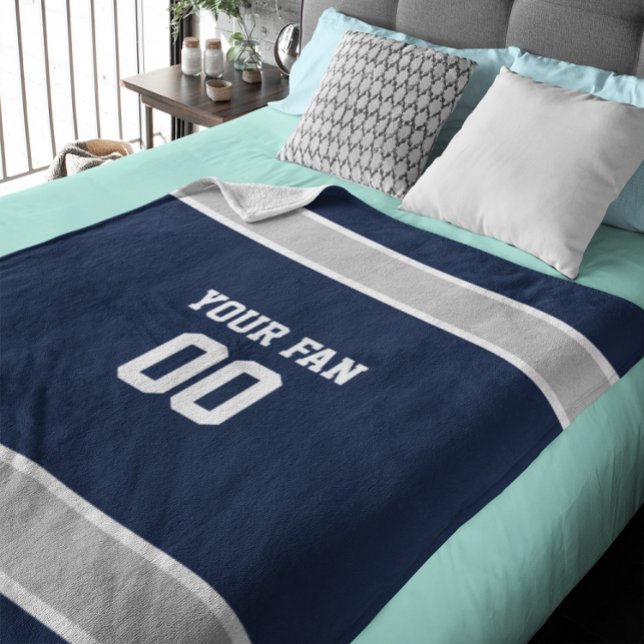 Couverture Polaire Football Navy, Argent & Blanc Personnalisé (Créateur téléchargé)