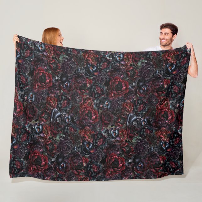 Couverture Polaire Gothic Black Cat & Dark Flowers Pattern  (En situation)
