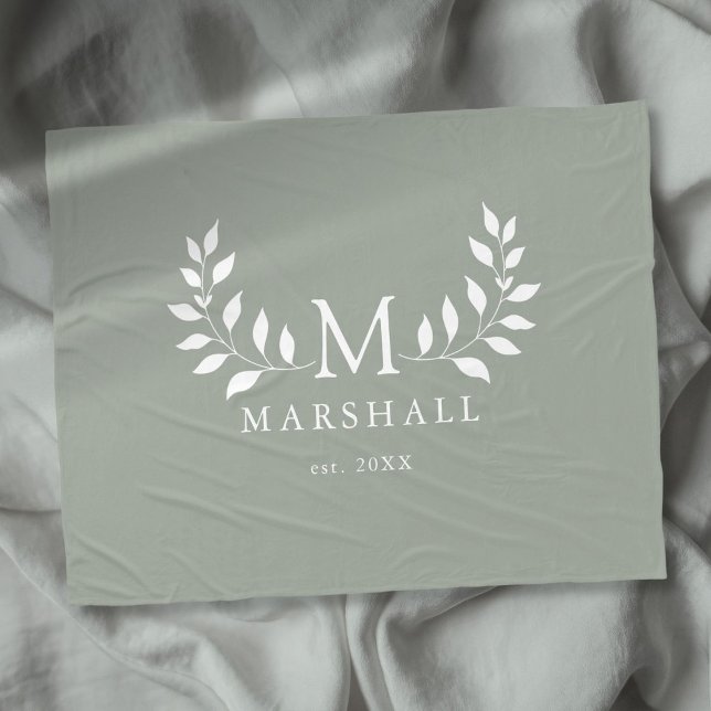 Couverture Polaire Green Elegant Moderne Floral Monogramme Nom de fam (Green Elegant Modern Floral Monogram Family Name Fleece Blanket)