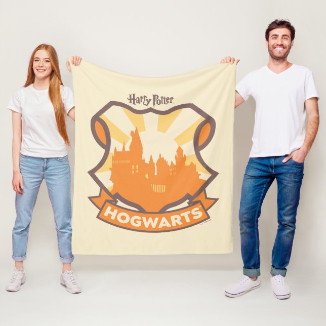 Couverture Polaire HARRY POTTER™ | Summer Magic HOGWARTS™ Crest (En situation)
