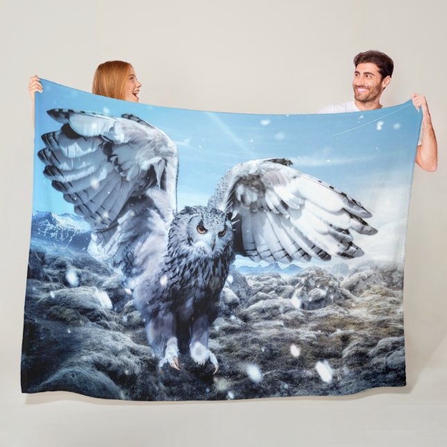 COUVERTURE POLAIRE HIBOU BLANC (En situation)