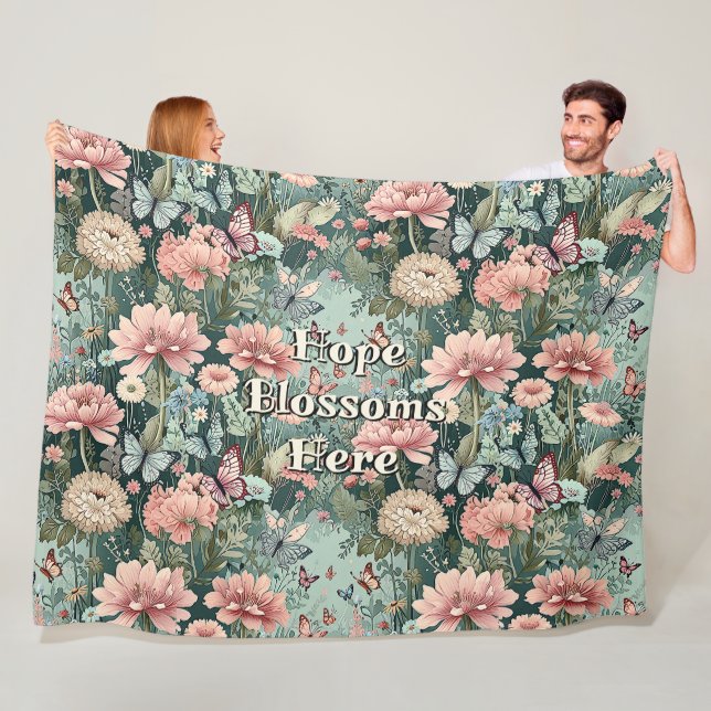 Couverture Polaire Hope Blossoms Ici - Stylo Pastel Garden Floral (En situation)