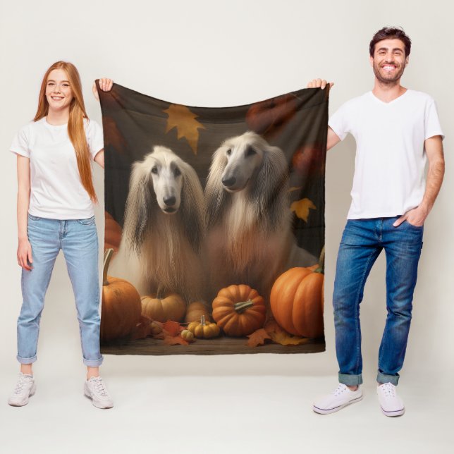 Couverture Polaire hound afghan Chiot Automne Citrouille de plaisir (En situation)