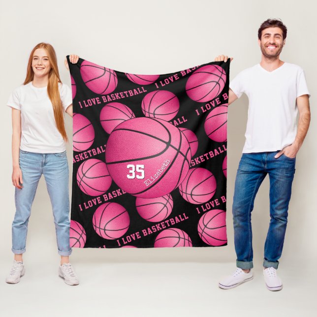 Couverture Polaire J'aime les filles de basket-ball rose motif de bas (En situation)
