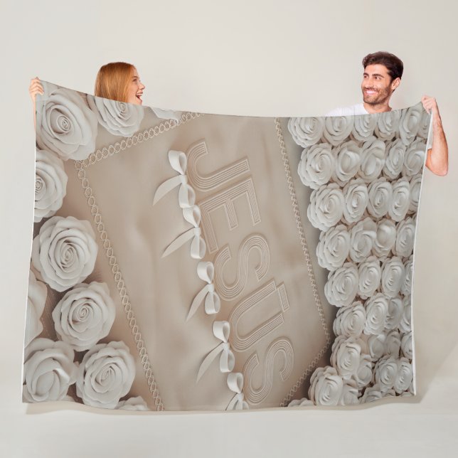 Couverture Polaire JESÚS Fleece & Sherpa Blanket - Roses blanches (En situation)