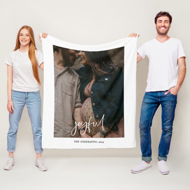 Couverture Polaire Joyeuse photo de script manuscrit moderne (En situation)