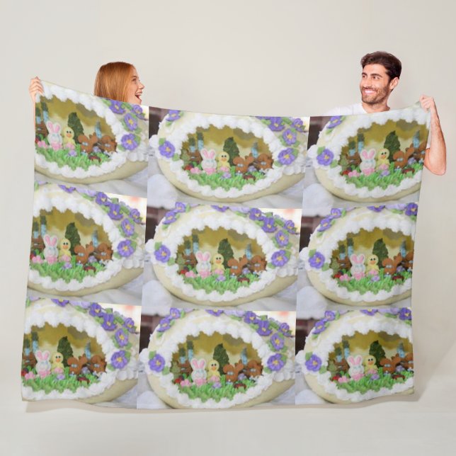 Couverture Polaire lapin d'oeuf de Pâques (En situation)