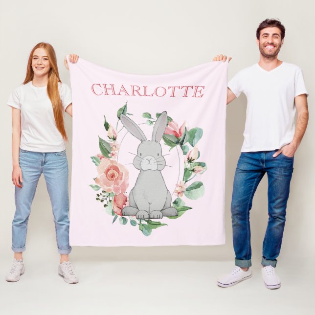 Couverture Polaire Lapin gris doux rose floral fille (En situation)