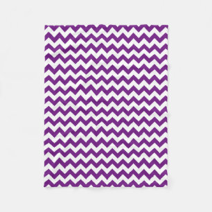 Couverture Polaire Le zigzag blanc pourpre barre le motif de Chevron