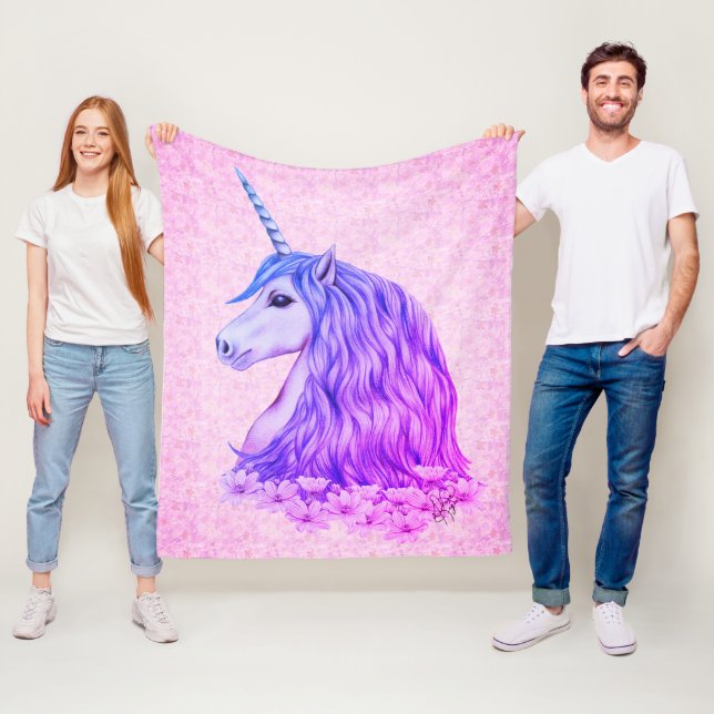 Couverture Polaire Licorne colorée (En situation)