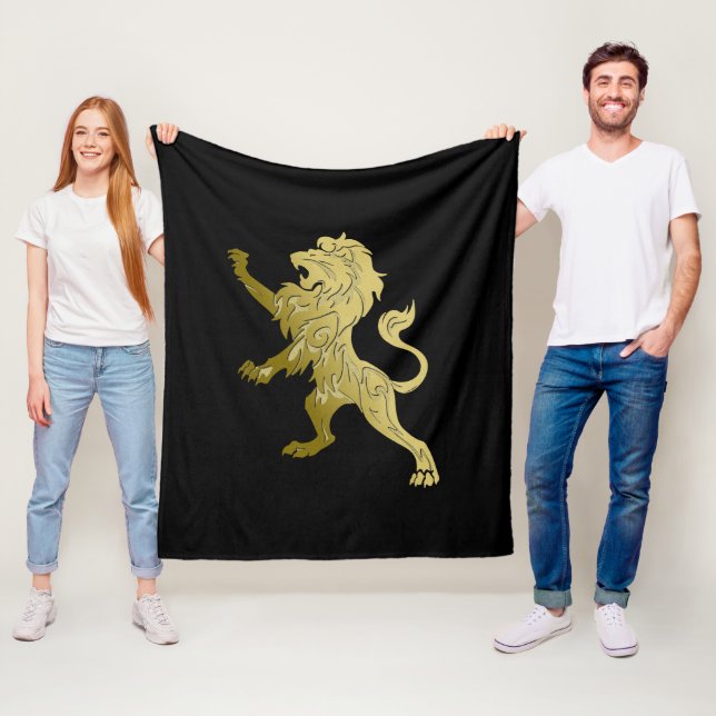 Couverture Polaire Lion royal d'or noir  (En situation)