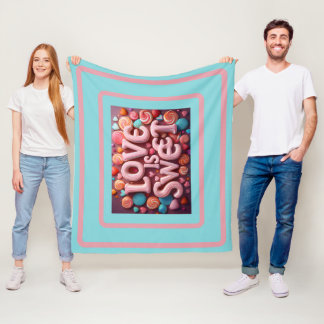 Couverture Polaire Love Is Sweet Valentine Wedding Typography